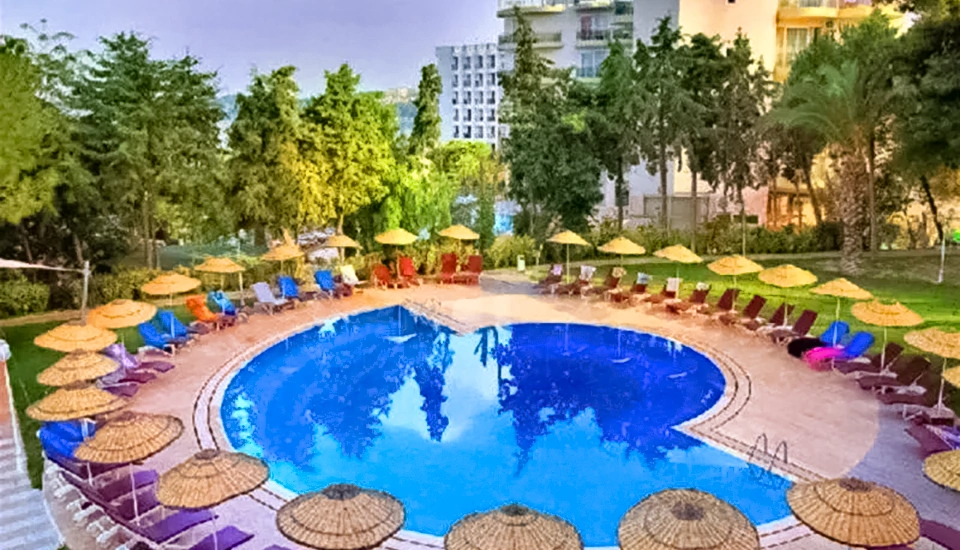 هتل بلو ویستا هیل کوش آداسی